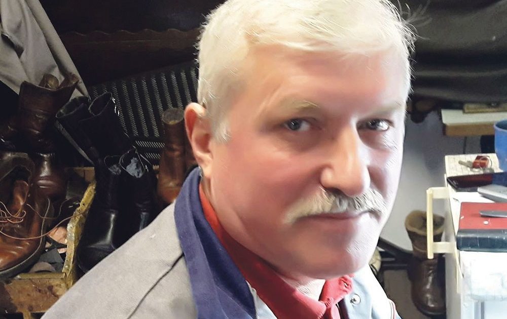 Negi a apărut pe frunte